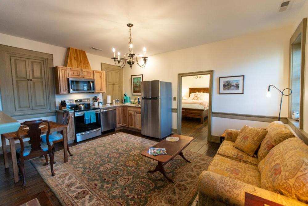 Thomas Rose Inn Lewisburg Dış mekan fotoğraf