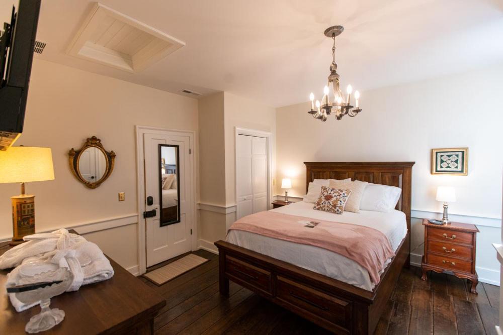 Thomas Rose Inn Lewisburg Dış mekan fotoğraf